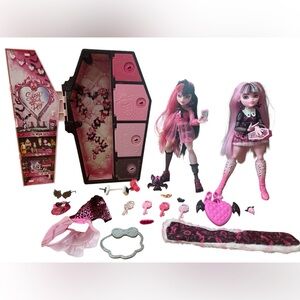 Monster High Doll Lot & Accessories Locker Toys Collectibles Gothic Girls Kids